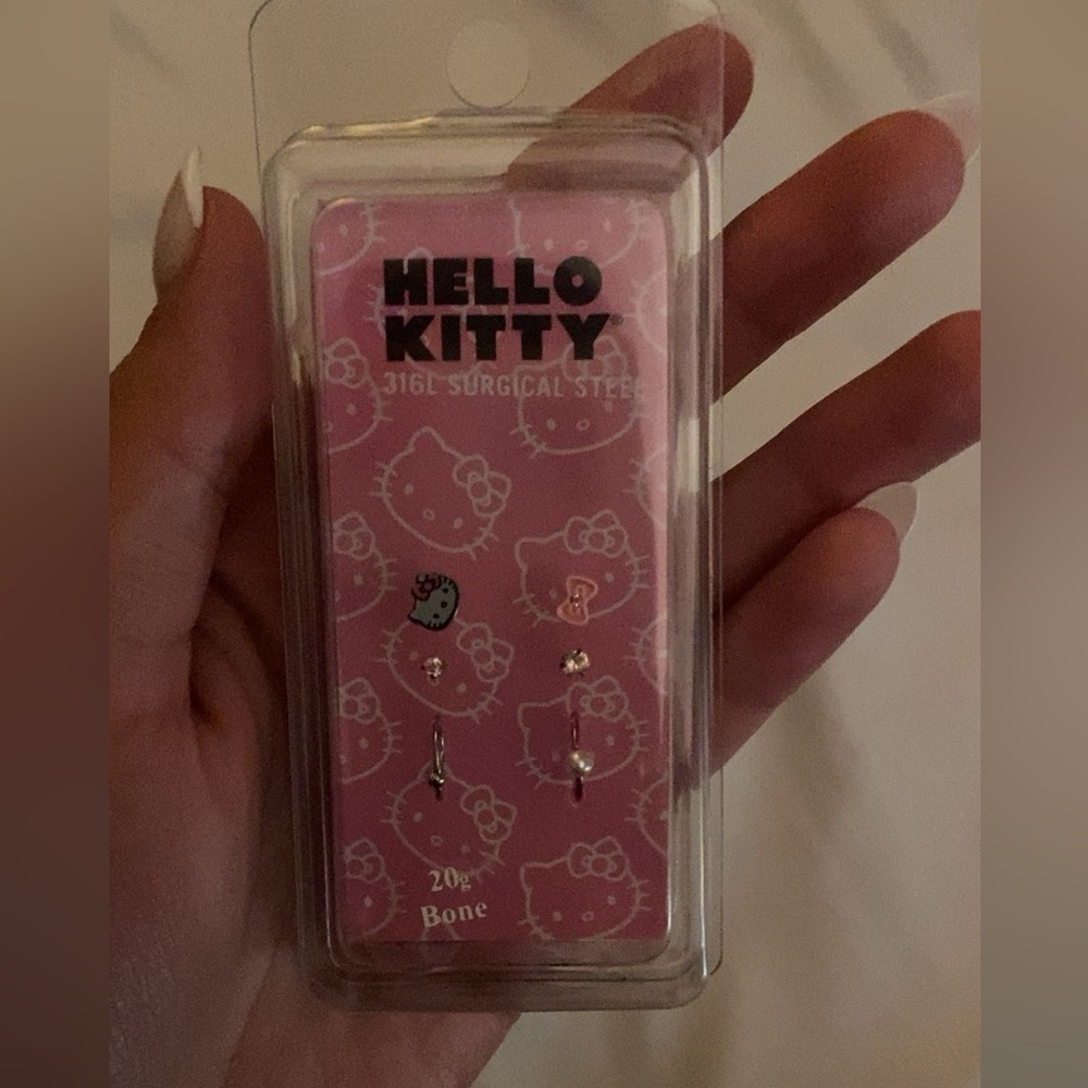 Hello kitty nose piercings| 20g bone version